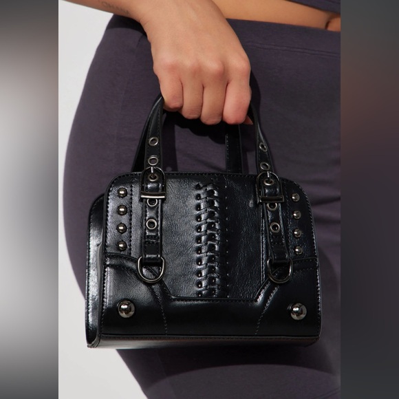 NWT Fashion Nova crossbody small PU patent punk edgy bag - Picture 4 of 4